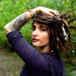 Meet your Posher, Jennie